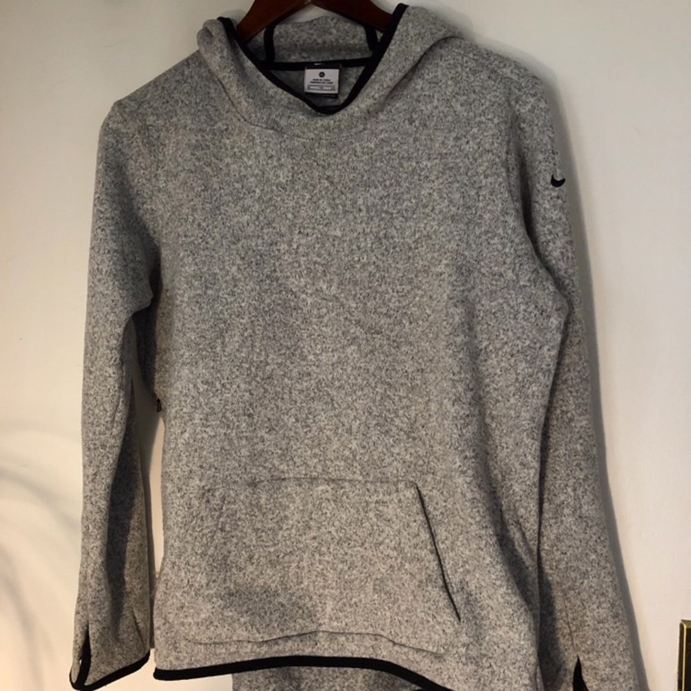 Nike Therma-fit Sweatshirt